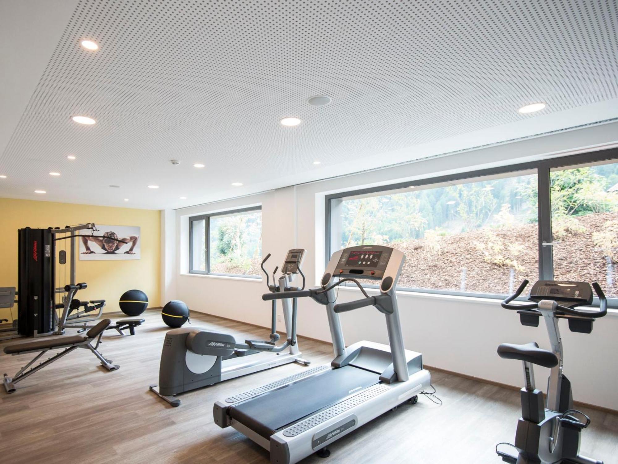 Familienhotel Huber 瓦勒斯 外观 照片